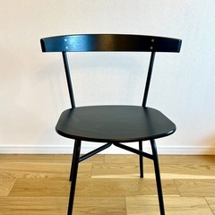 肘掛け付き椅子の画像