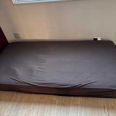 明日で処分　シングルマットレス 22cmの画像