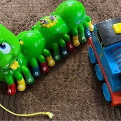 トーマス機関車とムカデのABCの教育の画像