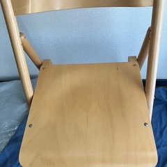 【無料】無印良品・ブナ材折りたたみチェア（木製）の画像
