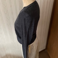 レディース薄手Vネックセーターの画像