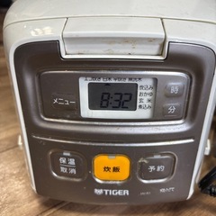 炊飯器、ドライヤー2台の画像