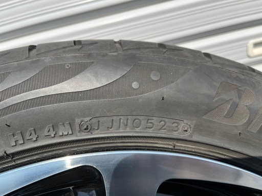 値下げ交渉可能！ブリジストン　215/50R17　夏タイヤ　7J +53 ５H　PCD100