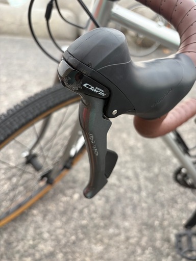 ロードバイク　マウンテンバイク　自転車
