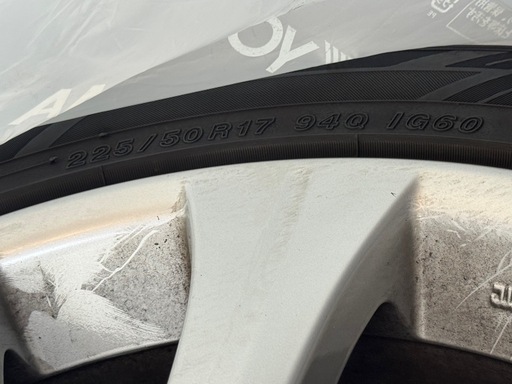 (お話中)LEXUS スタッドレスタイヤ 225/50R17