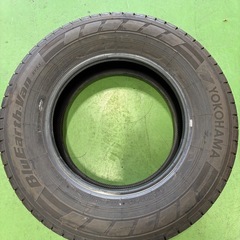 4本セット‼️185/80R15   ヨコハマブルーアースバン　の画像