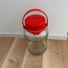 果実酒瓶の画像