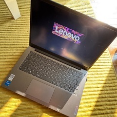 ノートパソコン　Lenovoの画像