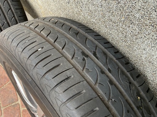 185/70r14 ヨコハマ ブルーアース