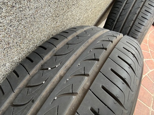 185/70r14 ヨコハマ ブルーアース