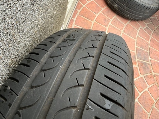 185/70r14 ヨコハマ ブルーアース