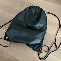 折りたたみ椅子の画像