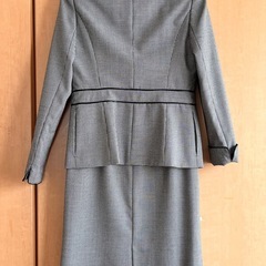 グレー チェック柄 スーツ(サイズ注意)の画像