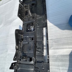 スズキ ワゴンR mh85s フロントグリル美品の画像