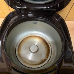 ✅象印マイコン炊飯ジャー✅ ✅NL-BT05✅の画像