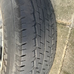 ラジアルタイヤアルミホイル付き4本 レジアスの画像