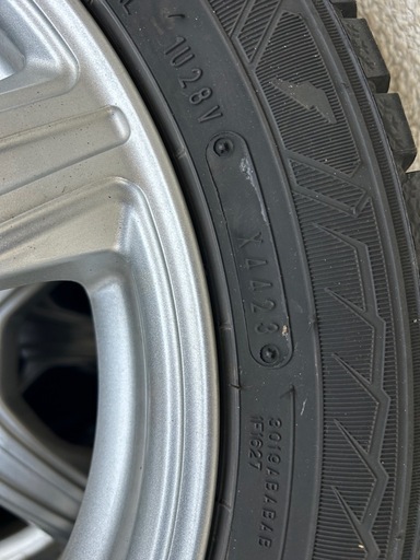 スタッドレスタイヤ 155/65r14