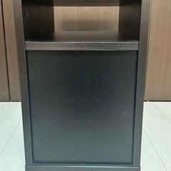 ベッドサイドテーブルの画像