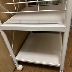 ニトリのレンジ台　キッチンラック　美品❗️の画像