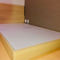 【0円】セミダブルベッドフレーム&マットレスの画像