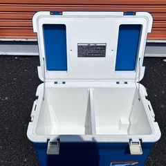 お値下げ⭕️•クーラーボックス　45㍑の画像