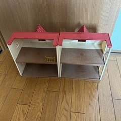 【良品】シルバニア 赤い屋根のお家 2台セット（バラ売り可・2階床付き）の画像