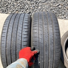 ダンロップ　225/40R18
の画像