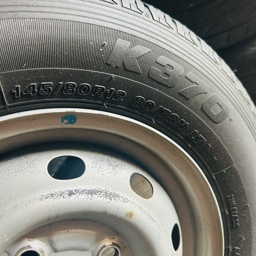 ダイハツハイゼット純正スチールホイールタイヤセット、軽トラ、軽バン、貨物用、タイヤホイールセット、溝あり、美品 