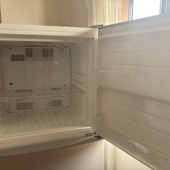 シャープ冷蔵庫の画像