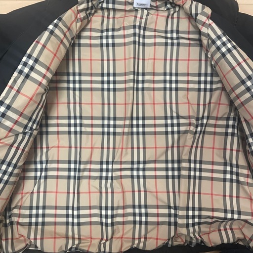 美品‼️Burberry トラックジャケット　ブラック　黒　バーバリー　　ブラック　チェック　ナイロンジャケット　ジャージ
