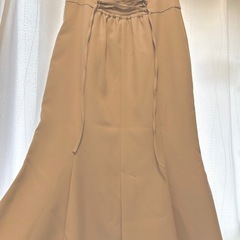 Noelaマーメイドスカート ピンク　エレガント　オフィススタイル　の画像