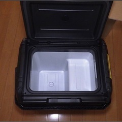 EENOUR 車載冷蔵庫 ポータブル冷蔵庫 バッテリー内蔵可能 18L -20℃〜10℃ 急速冷却 ポータブル冷凍庫 車用冷蔵庫 車載冷凍庫 家庭用 防災グッズ D18 の画像