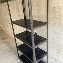 スチールラックの画像