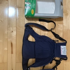 ベビーカーと抱っこベルトの画像