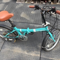 変速機付き２０インチ折りたたみ自転車の画像