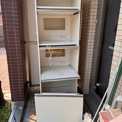 【0円】キッチン収納ラック／家電棚（コンセント付き）の画像