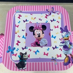 キッズ　ミニーテーブルチェアセットの画像