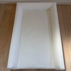 IKEA ベビーケアマットの画像