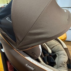 combi 回転式 チャイルドシートの画像