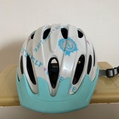 子ども用自転車ヘルメットの画像