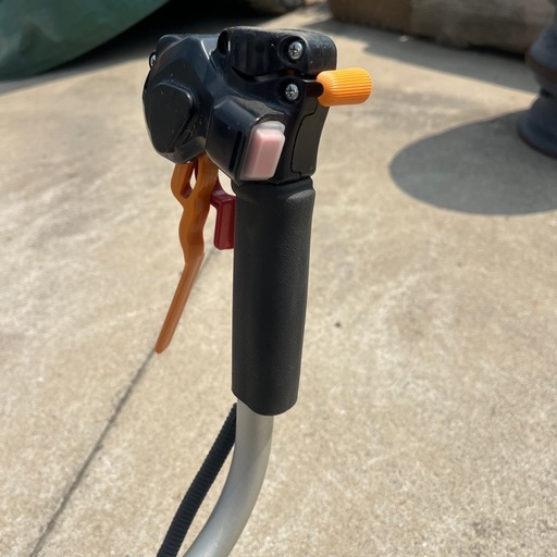 草刈機