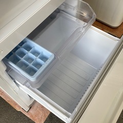 MITSUBISHI 冷蔵庫　2018年式　146リットルの画像