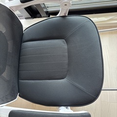 【譲ります】ゲーミングチェア/オフィスチェアの画像