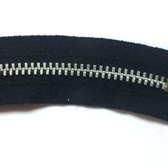 YKK　ファスナー　20Cm　＠100　黒色　＃7の画像