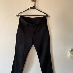 男児 サイズ150cm ユニクロストレッチ素材フォーマルスーツ　一回のみ着用の画像