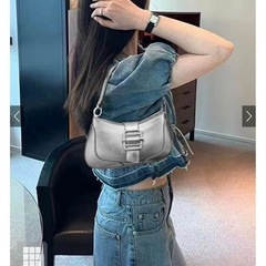 新品！GRLアイボリーショルダー&ハンドバックの画像