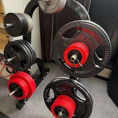 ベンチプレス　バーベル筋トレ　148Kg　ホームジム　ダンベルの画像