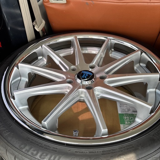 ロハナ　タイヤホイールセット美品バリ山