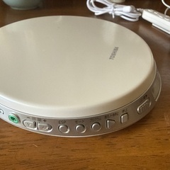 ポータブルCDプレイヤーの画像