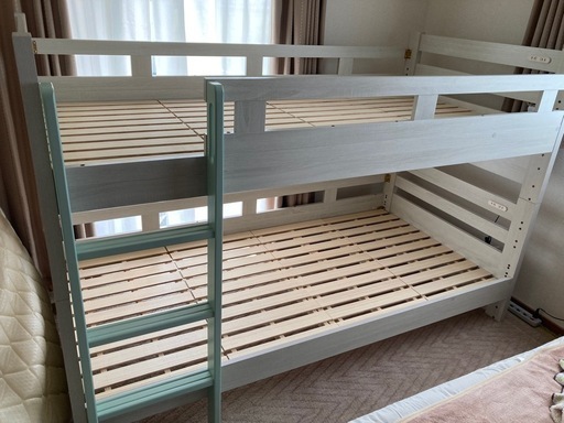 美品・新品　2段ベッド